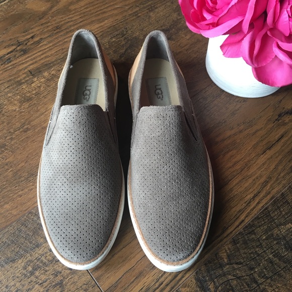 UGG Shoes - •FIRM PRICE• NWOT UGG Perforated Slip-on Sneakers